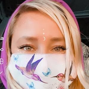 Meet your Posher, Christa